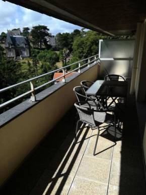 Résidence Amiraute - Appartement de 50m², refait à neuf, dans une résidence à deux pas des plages. MAE-6724
